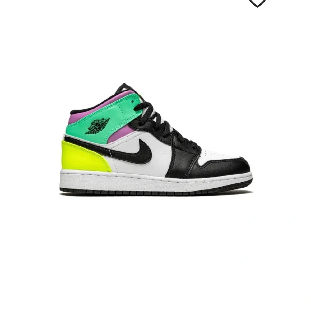 Nike Air Jordan 1 Mids ‘Pastel’ 7Y